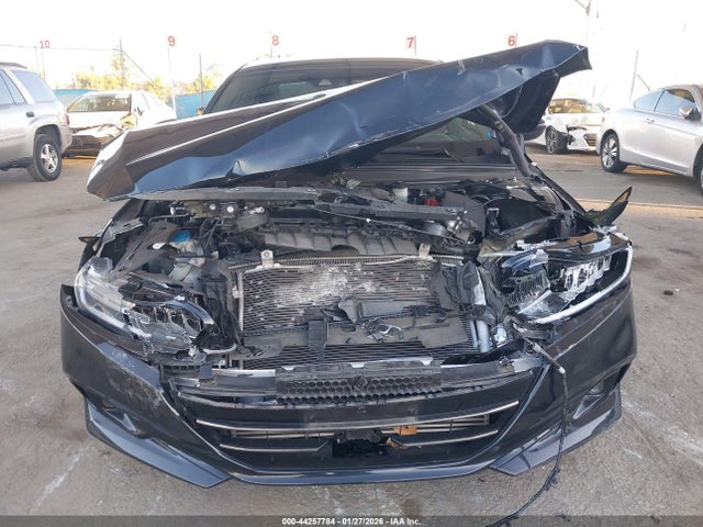1HGCV1F38NA064702 Honda Accord Sport
