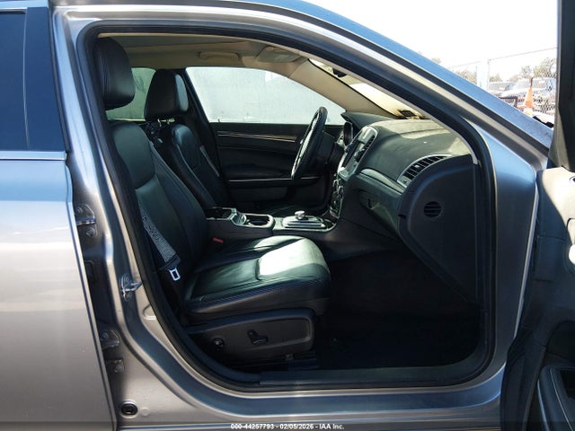 2C3CCAAG8HH560186 Chrysler 300 Limited