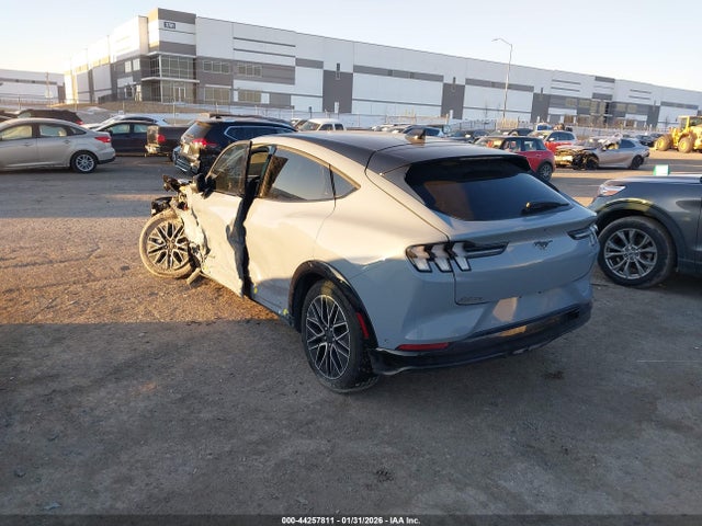 2024 FORD MUSTANG MACH-E 3FMTK3R70RMA14883 Photo 2