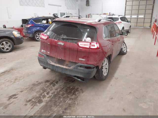 1C4PJLCB8HW661732 Jeep Cherokee Latitude Fwd