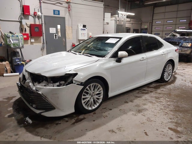 4T1B11HK9JU152463 Toyota CAMRY XLE