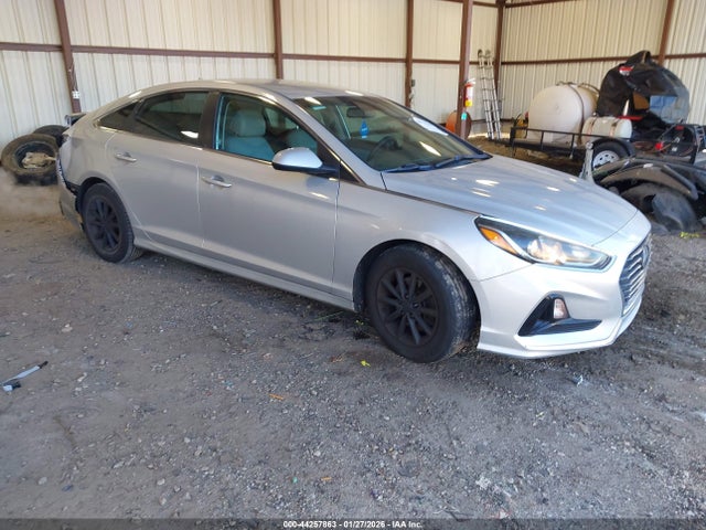 Hyundai SONATA SE 2019 5NPE24AF4KH794193 Image 1