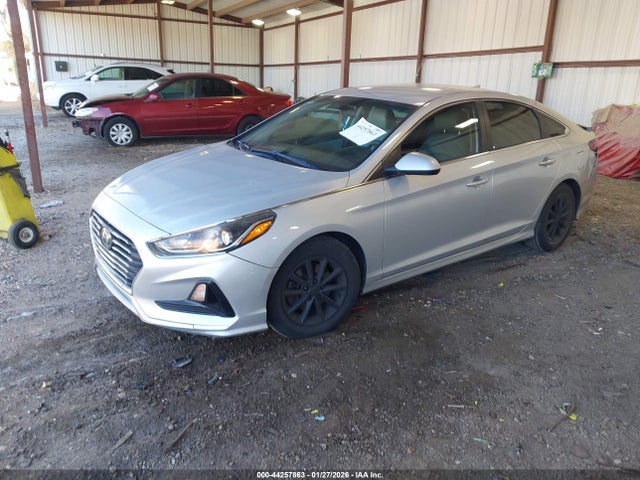 Hyundai SONATA SE 2019 5NPE24AF4KH794193 Image 2
