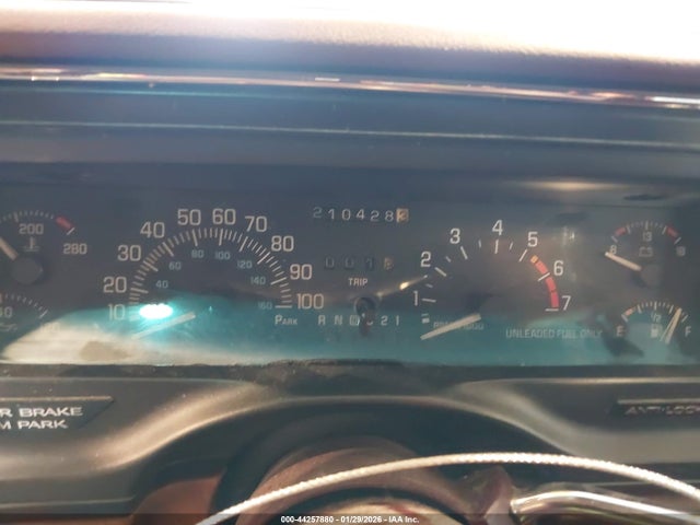 1993 Buick Park Avenue მანქანა იყიდება აუქციონზე, vin: 1G4CW53L1P1648932, აუქციონის ნომერი: 44257880