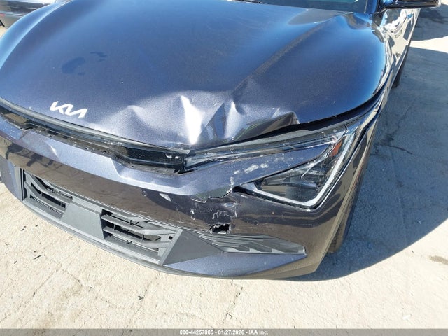 2025 KIA EV6 5XYC34JA0SG012200 Photo 5