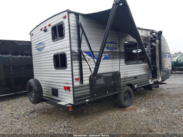 44257891 :رقم المزاد ، 4X4TSMT11NY011854 vin ، 2022 Salem Fsx مزاد بيع