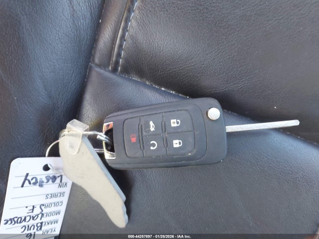 Продажа на аукционе авто 2016 Buick Lacrosse, vin: 1G4GB5G33GF173455, номер лота: 44257897