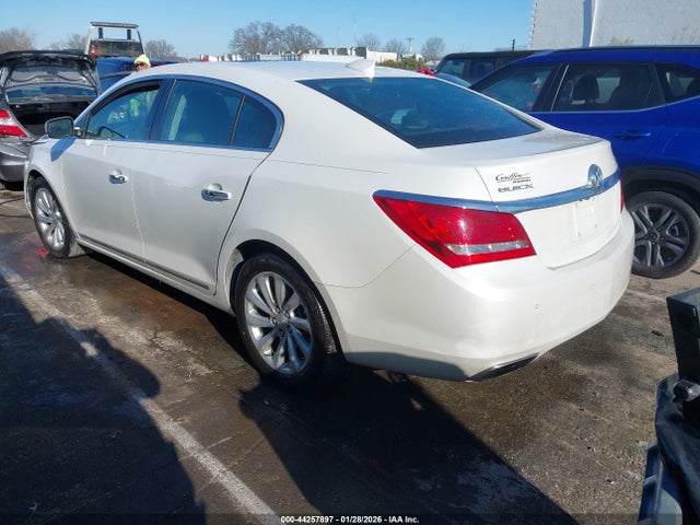 Продажа на аукционе авто 2016 Buick Lacrosse, vin: 1G4GB5G33GF173455, номер лота: 44257897