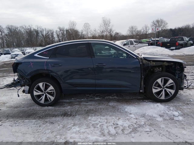Aukcja sprzedaży 2024 Audi Q8 E-tron S Line Prestige Quattro, vin: WA1DAAGEXRB020824, numer aukcji: 44257942