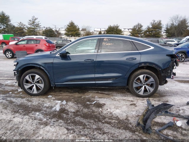 Aukcja sprzedaży 2024 Audi Q8 E-tron S Line Prestige Quattro, vin: WA1DAAGEXRB020824, numer aukcji: 44257942