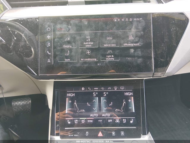 Aukcja sprzedaży 2024 Audi Q8 E-tron S Line Prestige Quattro, vin: WA1DAAGEXRB020824, numer aukcji: 44257942