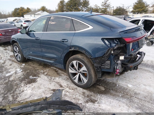 Aukcja sprzedaży 2024 Audi Q8 E-tron S Line Prestige Quattro, vin: WA1DAAGEXRB020824, numer aukcji: 44257942