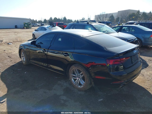 2019 Audi A5 45 Premium მანქანა იყიდება აუქციონზე, vin: WAUANCF59KA053588, აუქციონის ნომერი: 44257950
