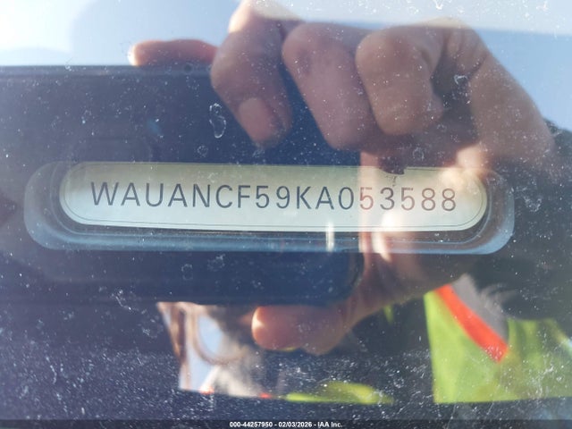 2019 Audi A5 45 Premium მანქანა იყიდება აუქციონზე, vin: WAUANCF59KA053588, აუქციონის ნომერი: 44257950