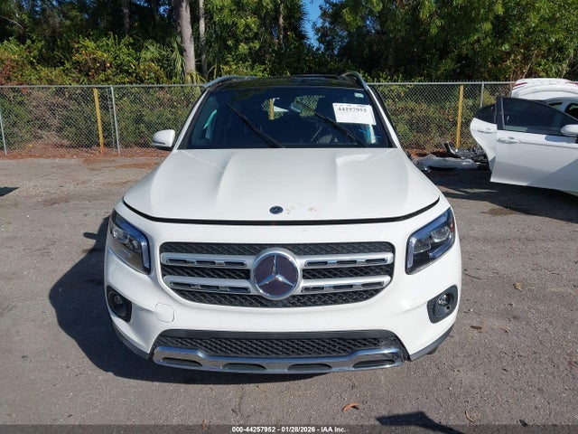 44257952 :رقم المزاد ، W1N4M4GB8NW259806 vin ، 2022 Mercedes-benz Glb 250 مزاد بيع