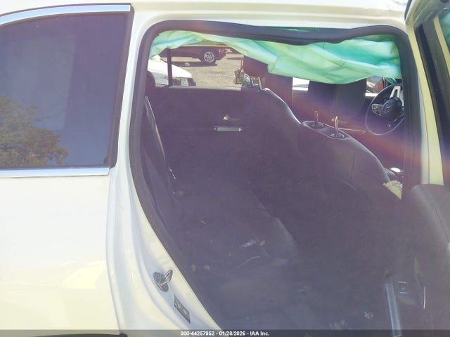 44257952 :رقم المزاد ، W1N4M4GB8NW259806 vin ، 2022 Mercedes-benz Glb 250 مزاد بيع