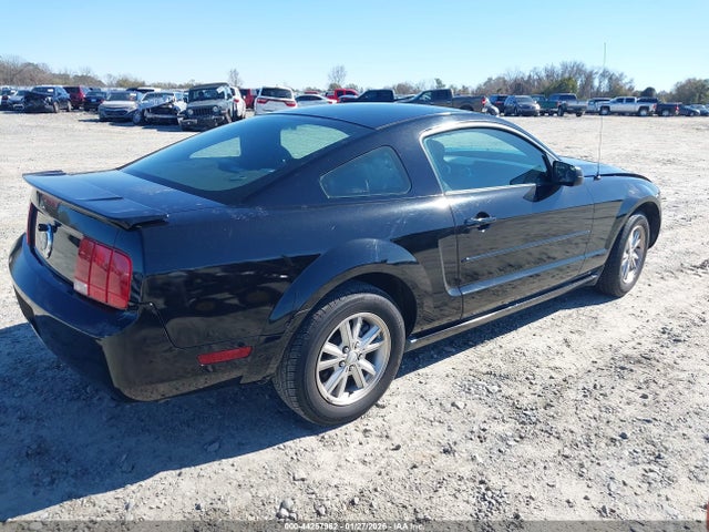 2008 FORD MUSTANG 1ZVHT80N685201174 Photo 3