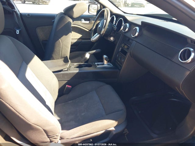 2008 FORD MUSTANG 1ZVHT80N685201174 Photo 4