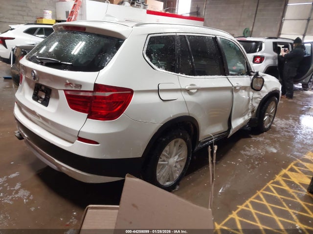 2013 BMW X3 5UXWX9C56D0A22254 Photo 3