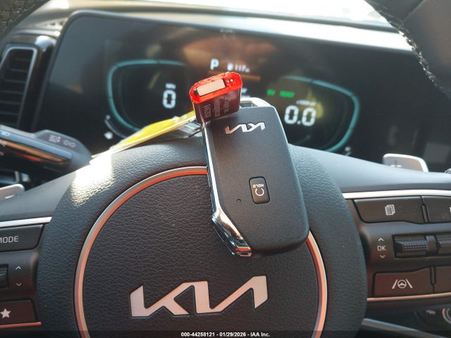 Продаж на аукціоні авто 2025 Kia Sportage Hybrid Ex, vin: KNDPVCDG1S7258854, номер лоту: 44258121