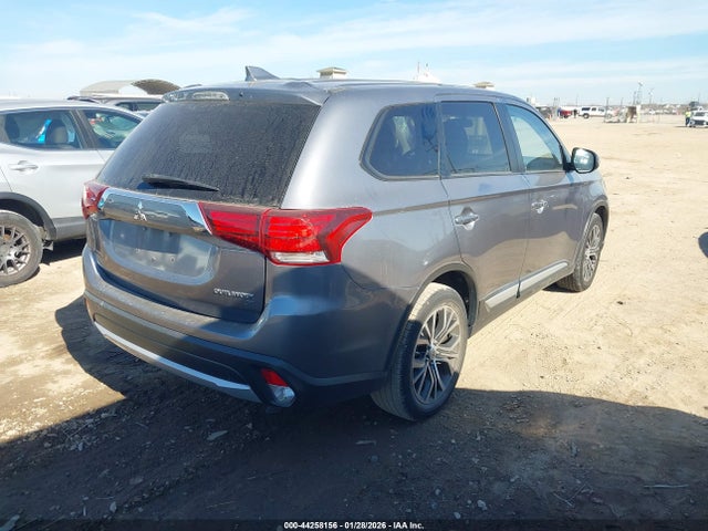 2017 MITSUBISHI OUTLANDER JA4AD3A36HZ064399 Photo 3