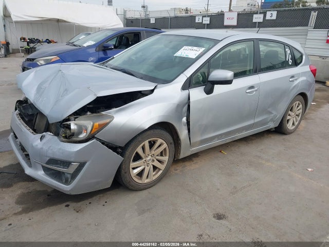Subaru Impreza 2.0i Premium 2015 JF1GPAC65FH208133 Image 2