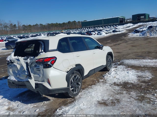 44258166 :رقم المزاد ، JF2SLSED6SH402232 vin ، 2025 Subaru Forester Premium Hybrid مزاد بيع