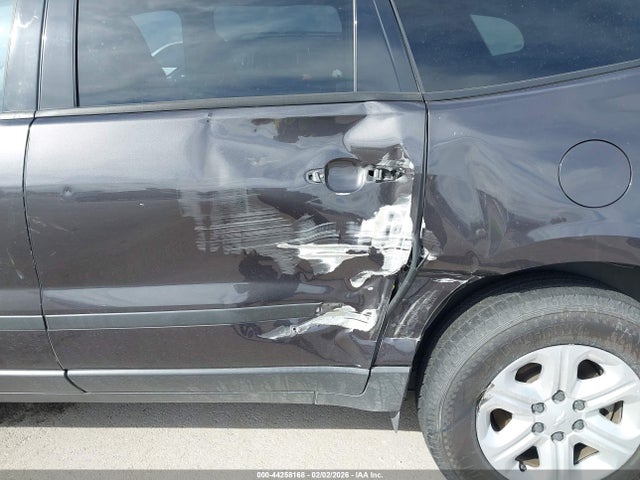 Chevrolet Traverse Ls 2016 1GNKRFKD0GJ308234 Image 19