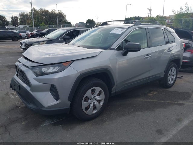 JTMH1RFV7KJ011422 Toyota RAV4 LE