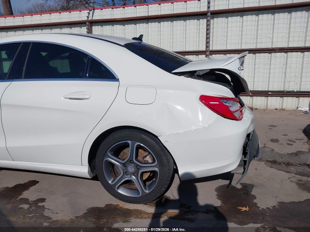 2014 Mercedes-benz Cla 250 მანქანა იყიდება აუქციონზე, vin: WDDSJ4EB5EN124546, აუქციონის ნომერი: 44258251