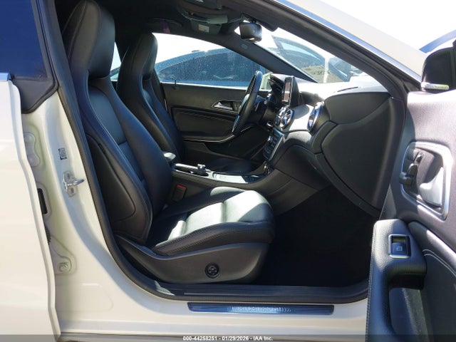 2014 Mercedes-benz Cla 250 მანქანა იყიდება აუქციონზე, vin: WDDSJ4EB5EN124546, აუქციონის ნომერი: 44258251