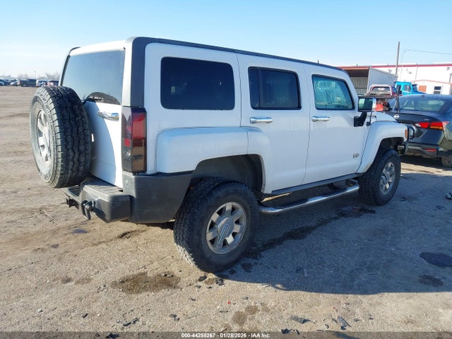 2008 HUMMER H3 SUV 5GTEN13E988180072 Photo 3