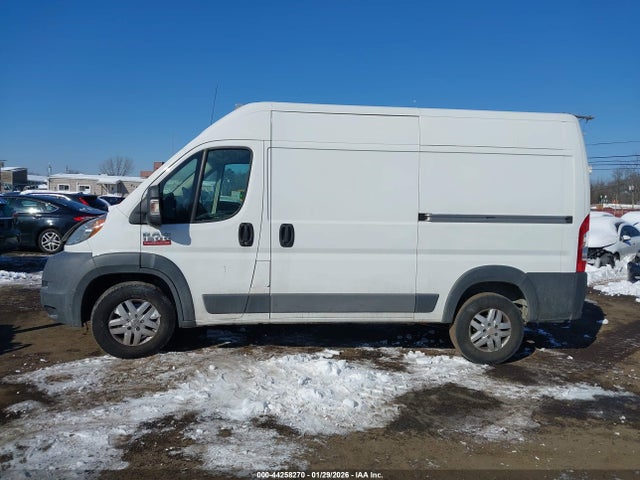 Продаж на аукціоні авто 2015 Ram Promaster 1500, vin: 3C6TRVBG7FE504577, номер лоту: 44258270