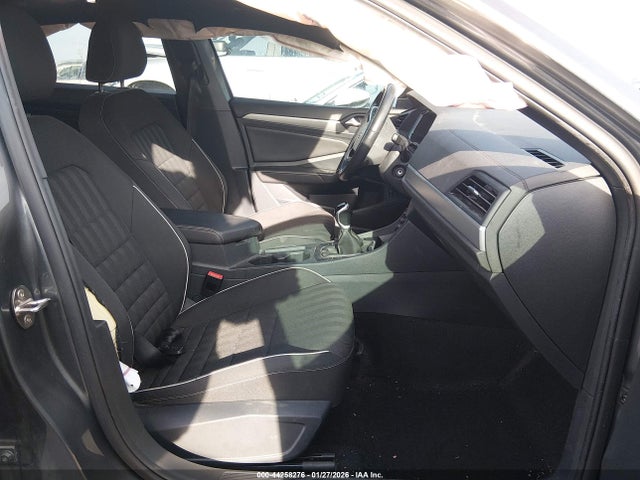 2024 VOLKSWAGEN JETTA 3VWAM7BU6RM012131 Photo 4