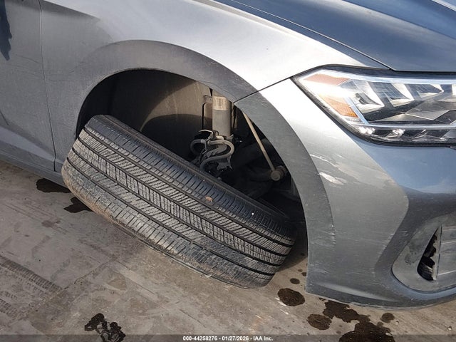 2024 VOLKSWAGEN JETTA 3VWAM7BU6RM012131 Photo 5