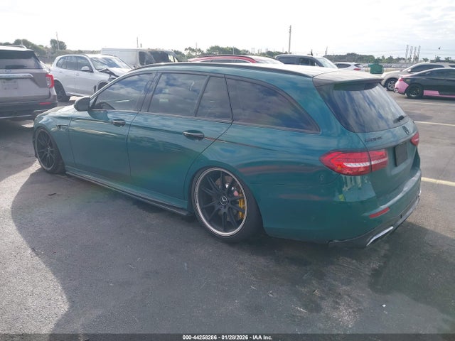 2017 MERCEDES-BENZ E 400 WDDZH6GB6HA204761 Photo 2