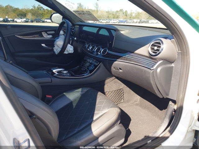 2017 MERCEDES-BENZ E 400 WDDZH6GB6HA204761 Photo 4