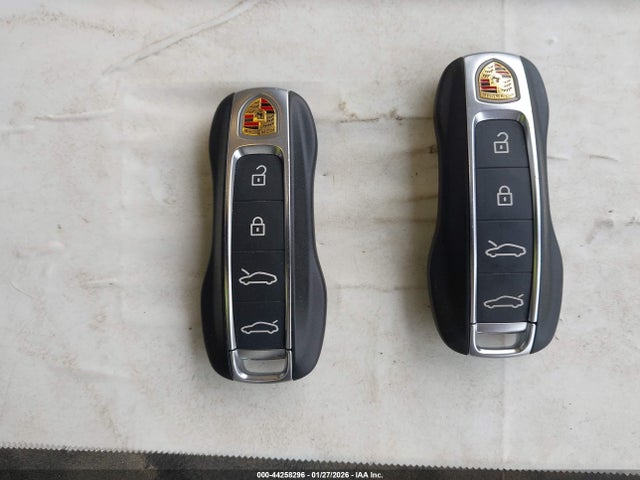 WP0AB2Y17MSA44923 Porsche TAYCAN 4S