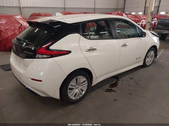 1N4AZ1CP7JC313514 Nissan LEAF S