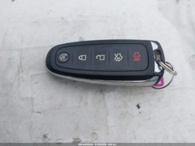 1FMCU9GD7KUA07632 Ford ESCAPE SE