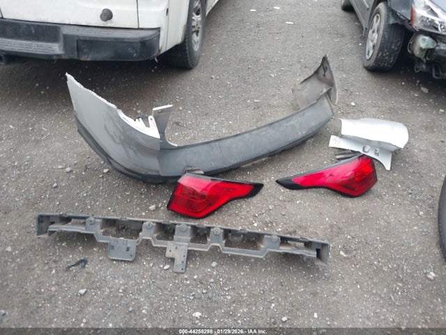 1FMCU9GD7KUA07632 Ford ESCAPE SE