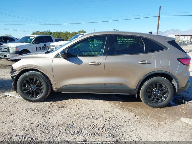 1FMCU0BZ5LUC06002 Ford Escape Se Sport Hybrid