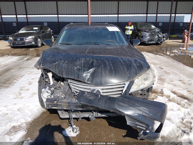 44258346 :رقم المزاد ، JTHBK1EG1B2468467 vin ، 2011 Lexus Es 350 مزاد بيع