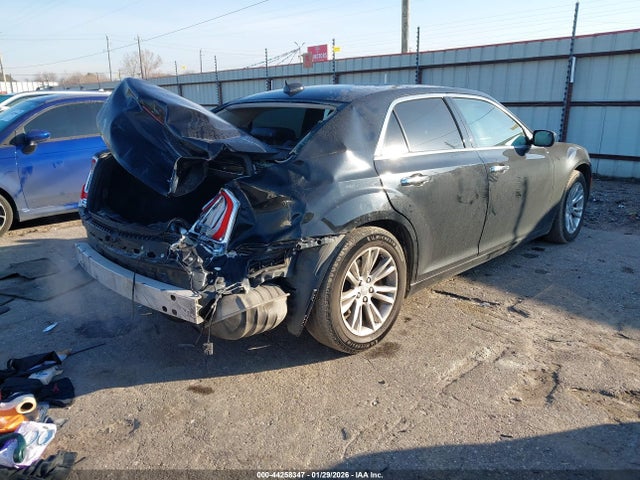2016 CHRYSLER 300C 2C3CCAEG5GH147733 Photo 3
