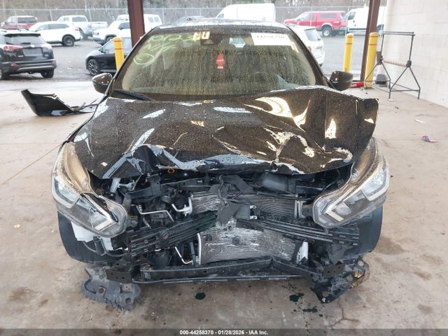 3N1CN8EV7ML890560 Nissan VERSA SV