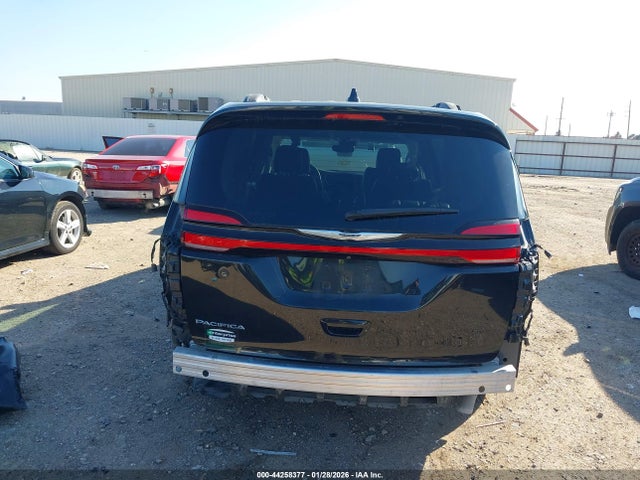 Chrysler Pacifica Touring L 2022 2C4RC1BG1NR182335 Image 17