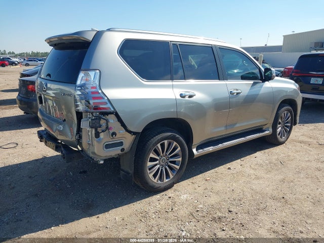 2021 LEXUS GX 460 JTJGM7BXXM5297774 Photo 3