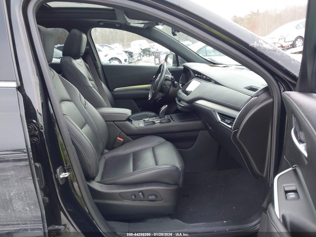 2020 CADILLAC XT4 1GYFZDR49LF015346 Photo 4