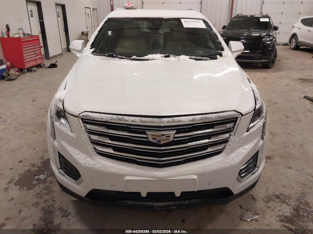 44258398 :رقم المزاد ، 1GYKNFRS1JZ212902 vin ، 2018 Cadillac Xt5 Premium Luxury مزاد بيع