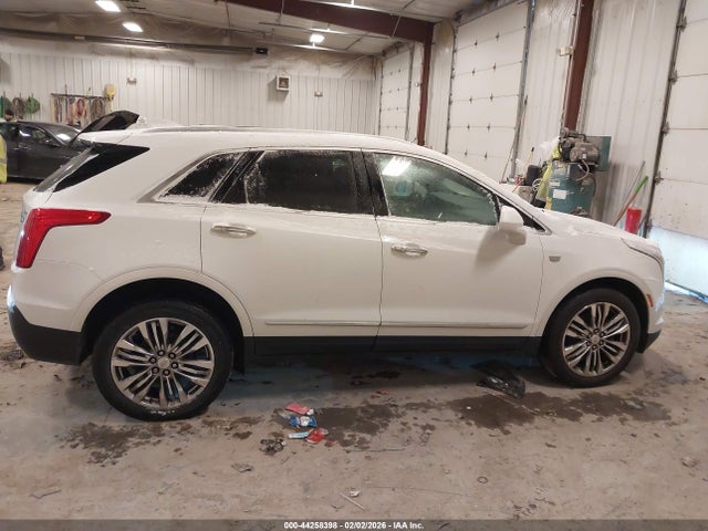 44258398 :رقم المزاد ، 1GYKNFRS1JZ212902 vin ، 2018 Cadillac Xt5 Premium Luxury مزاد بيع
